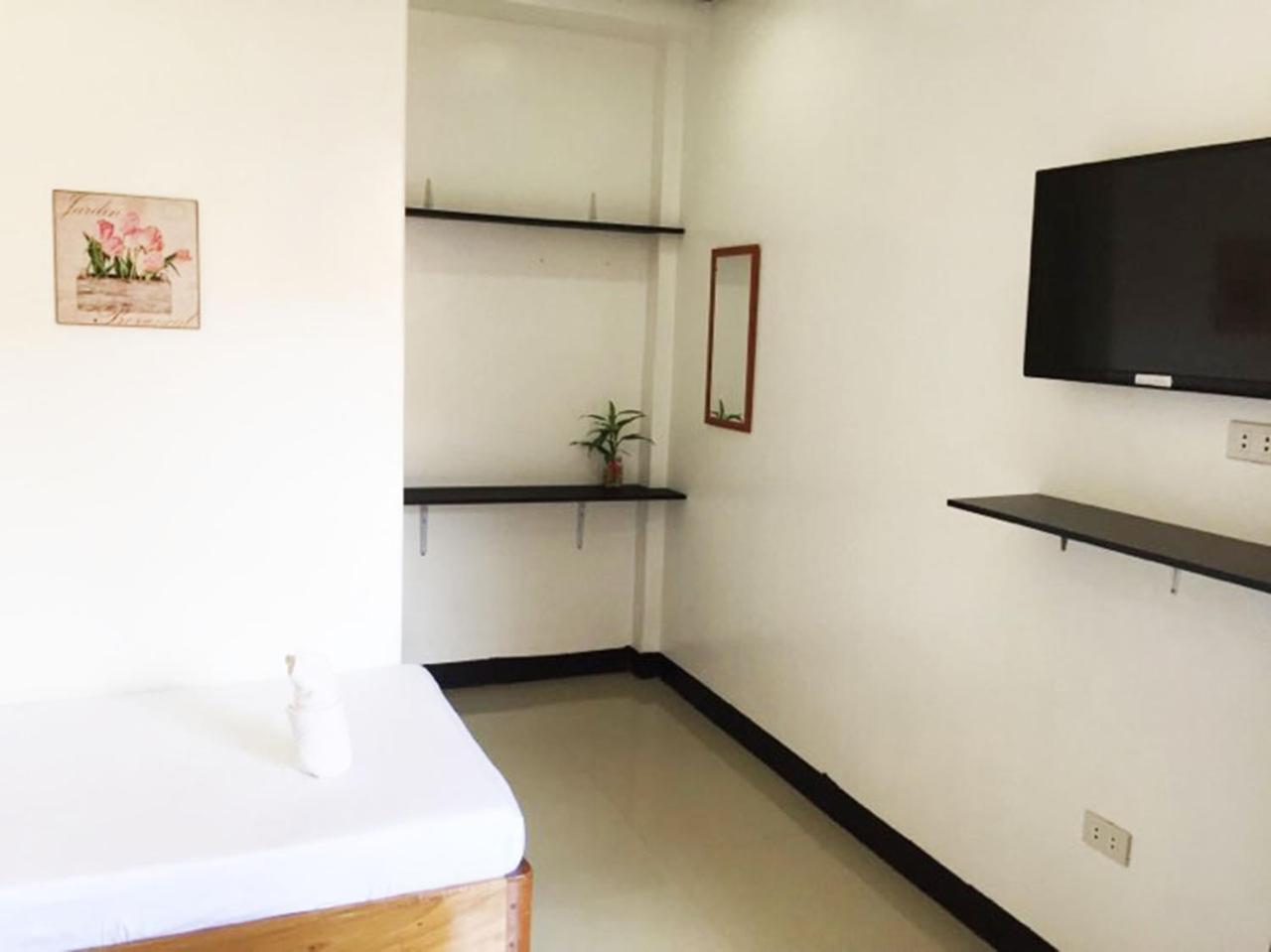 A&J Pension Puerto Princesa Eksteriør billede