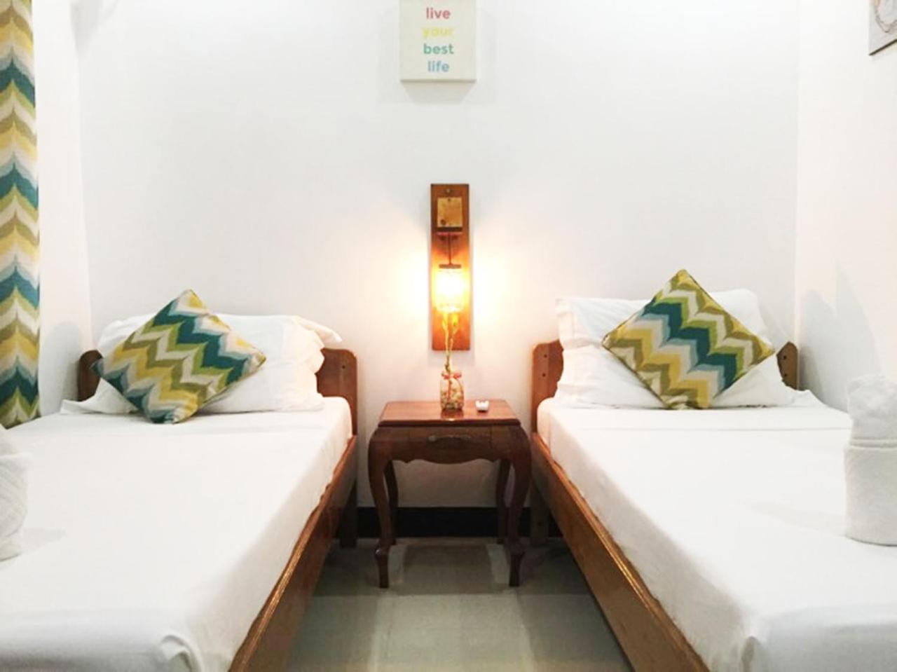 A&J Pension Puerto Princesa Eksteriør billede